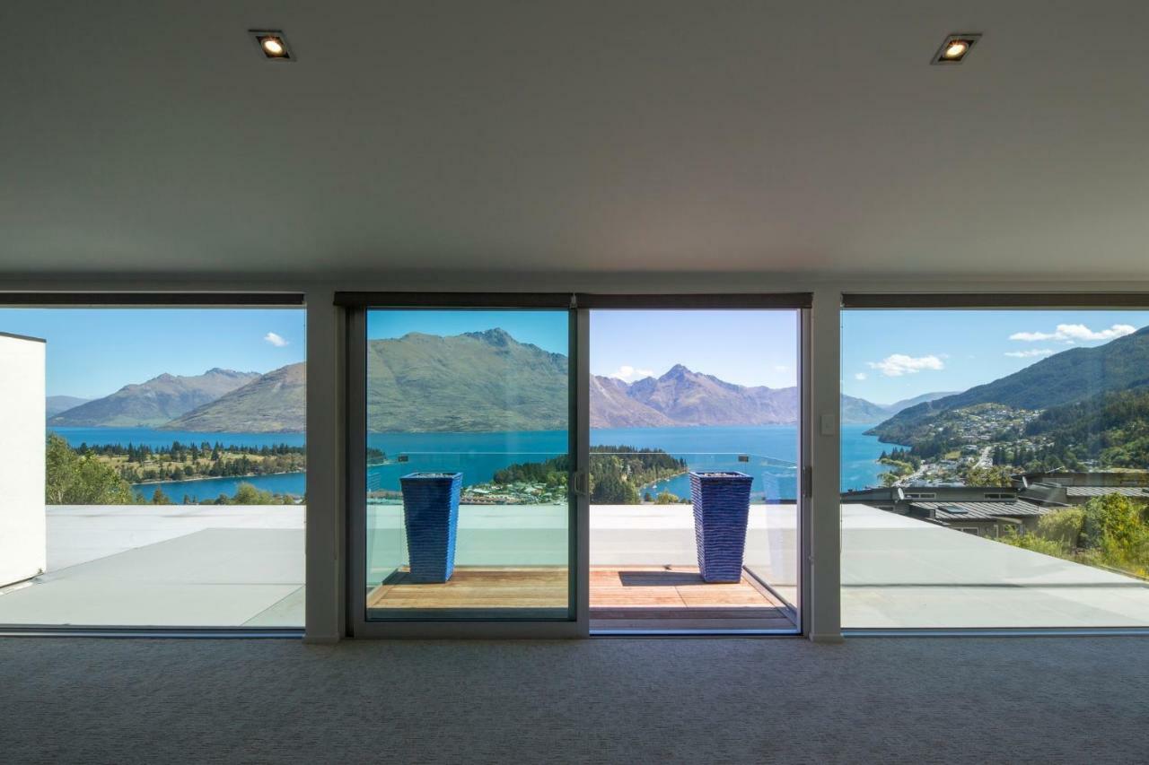 Papillon, A Relax It'S Done Luxury Holiday Home Queenstown Exterior photo